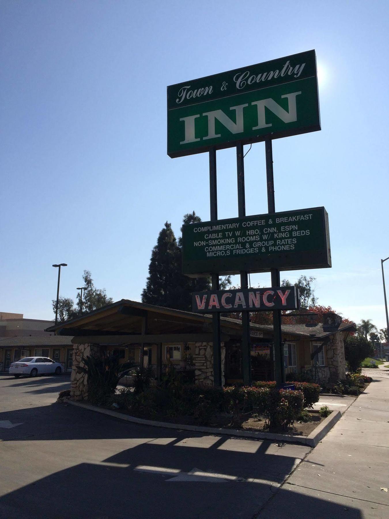 Town And Country Inn Santa Maria  Exterior photo